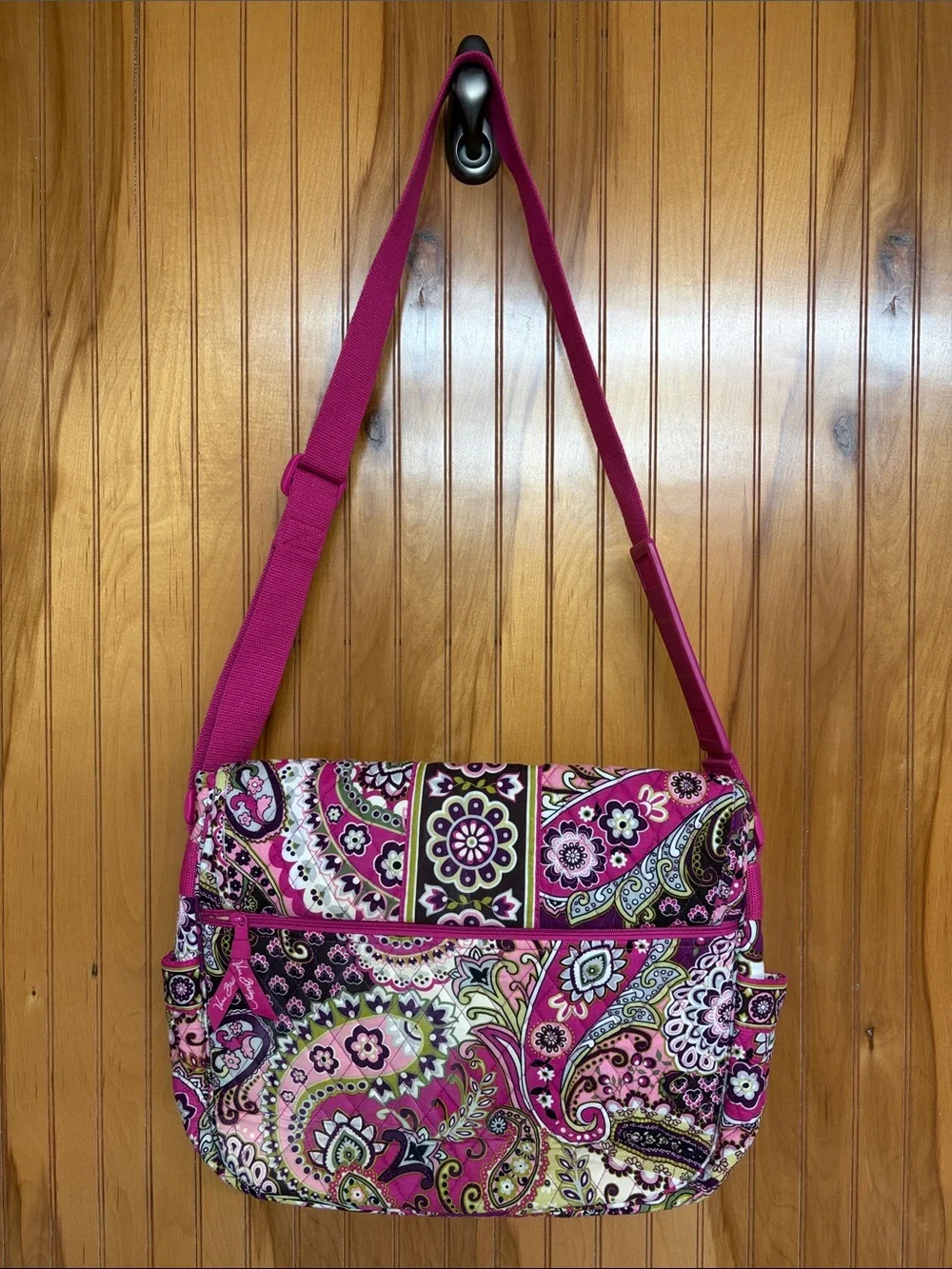 Vera Bradley Metropolitan Messenger in Very Berry Paisley (Retired 2012) Pattern